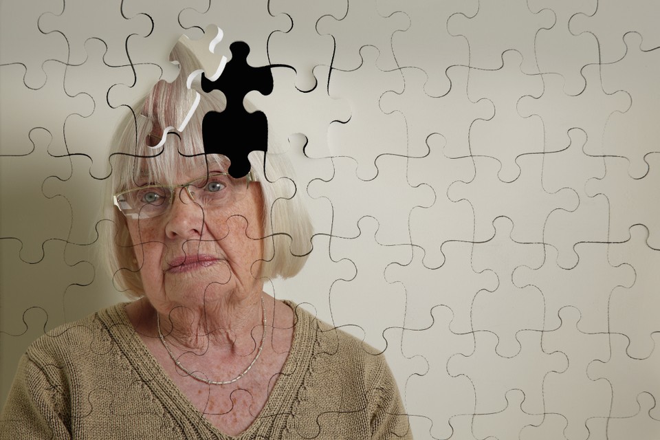 Mensen met dementie raken vaak in een sociaal isolement, omdat ze zich schamen voor hun aandoening 