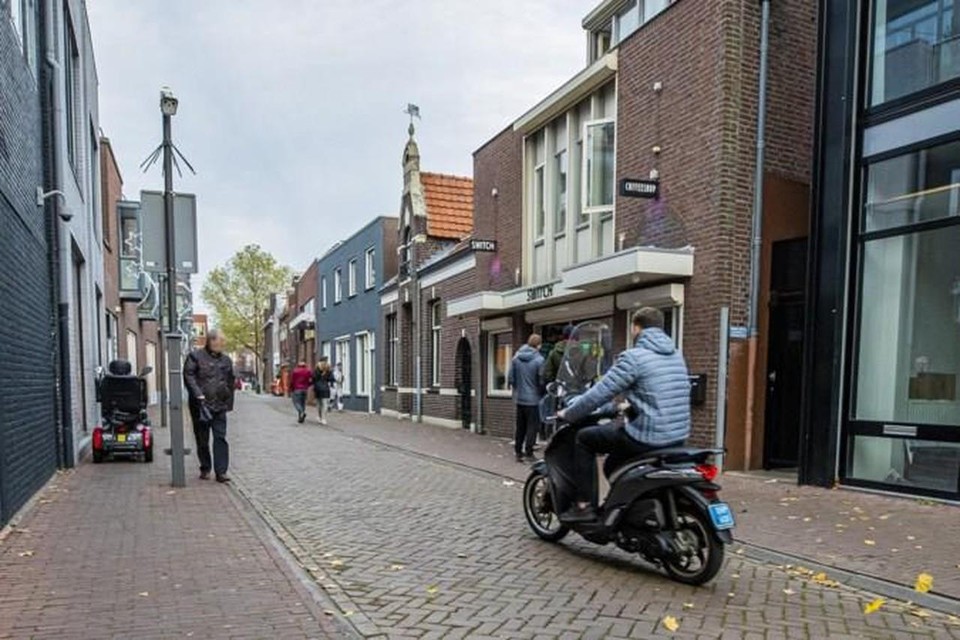 De twee coffeeshops in de Henseniusstraat in Venray trekken jaarlijks honderdduizenden klanten. 