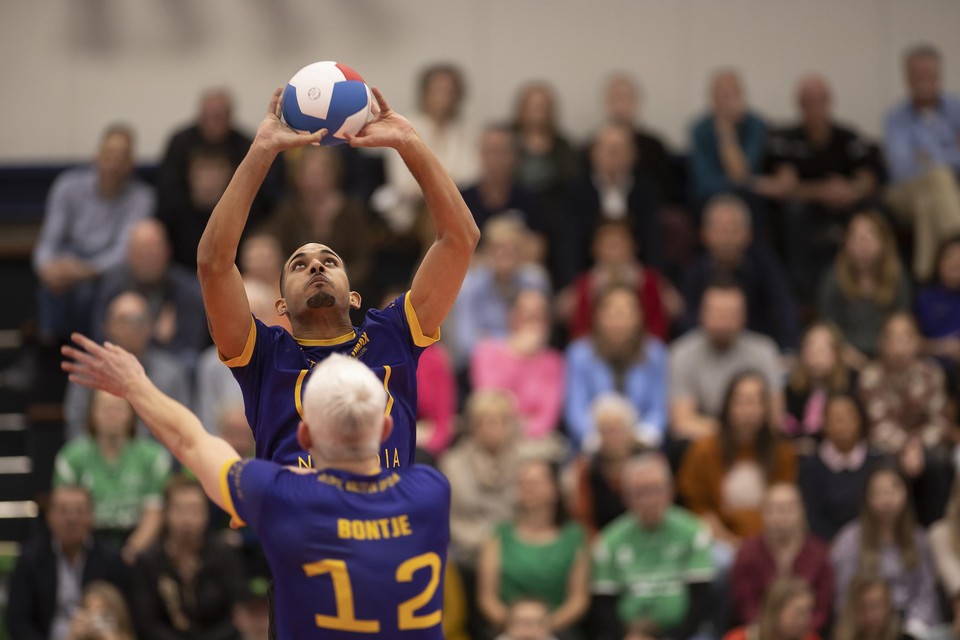 Julio Gómez Gálvez, de nieuwe Cubaanse spelverdeler van VC Limax.