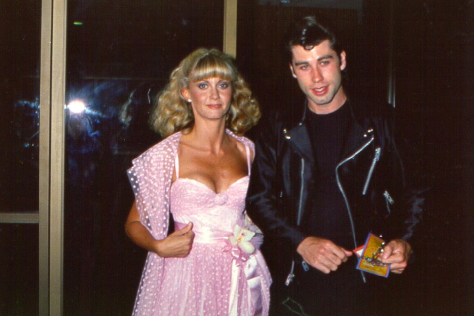 Olivia Newton-John en John Travolta bij de premiere van Grease 