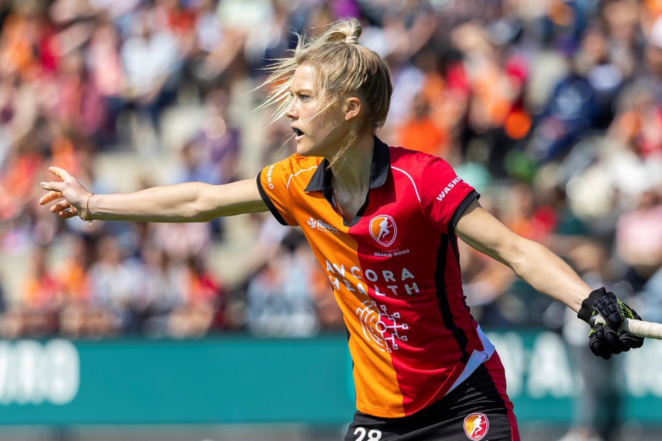 Sian Keil in actie voor Oranje-Rood uit Eindhoven.  