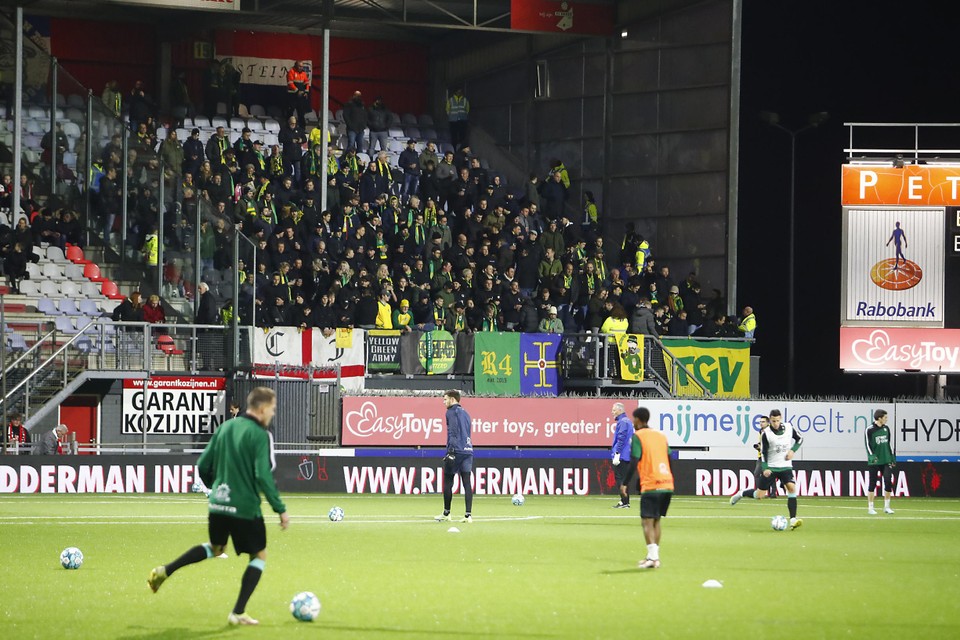 Fortuna-fans eerder dit seizoen in Emmen.