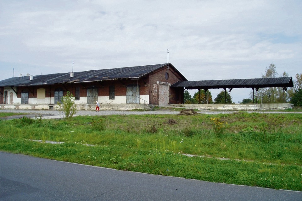 Het goederenstationnetje in Cosel waar de treinen met joden stopten. 