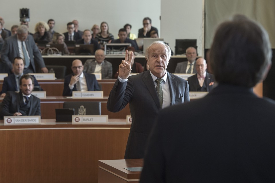 Installatie van Ruud Burlet als lid van Provinciale Staten voor Forum voor Democratie in 2019. 