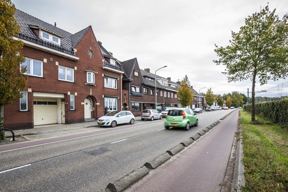 De woningen aan de Vierpaardjes die de gemeente Venlo wil laten onteigenen. 