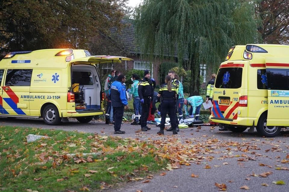 Bij het ongeluk kwam een 47-jarige man op een scooter om het leven. 