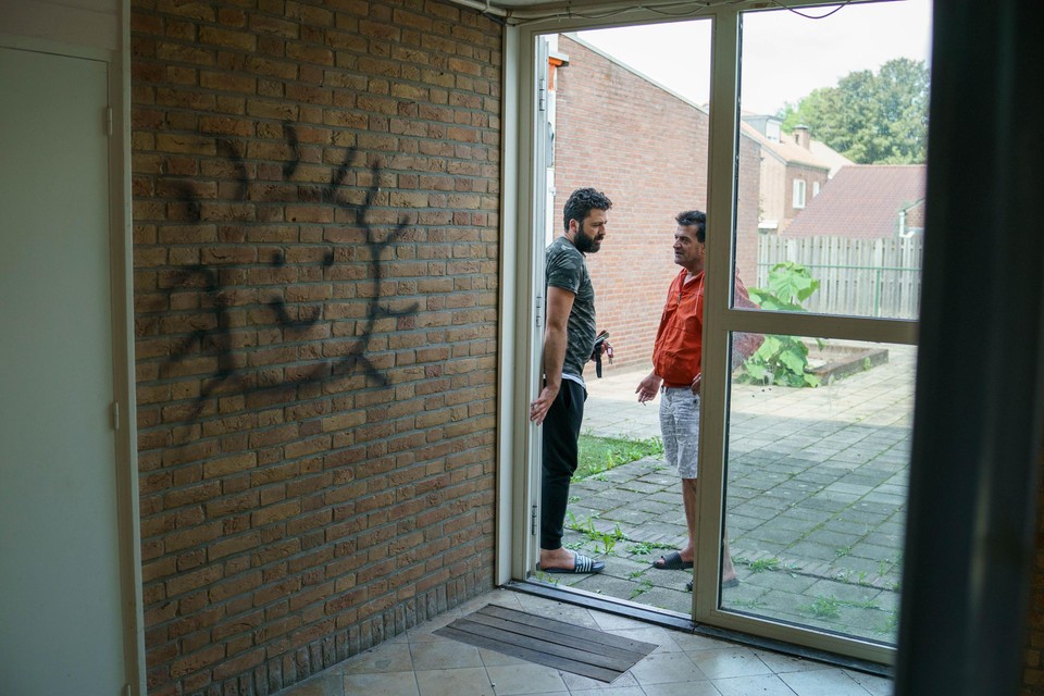 Statushouders wonen in het oude schoolgebouw in Noorbeek.