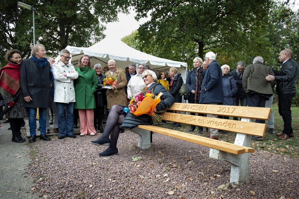 Opening van het burgemeester Janssenpark in Abdissenbosch waar ook het eerste levensbomenbos van Landgraaf is aangelegd. 