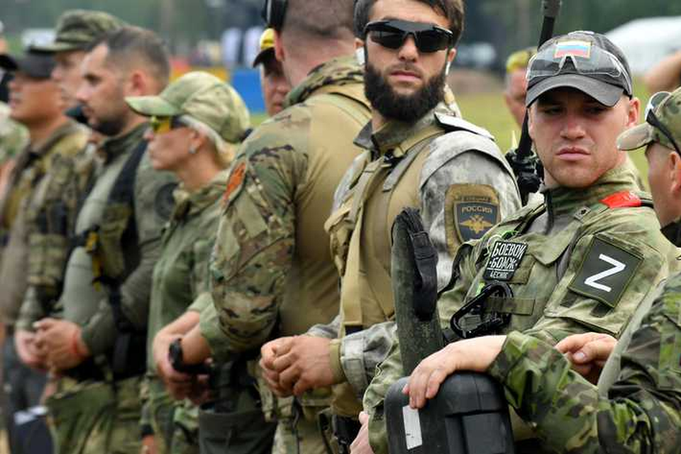 Russische militairen bij de schietwedstrijd ’Voor altijd in leven’ in Sint-Petersburg afgelopen week. 