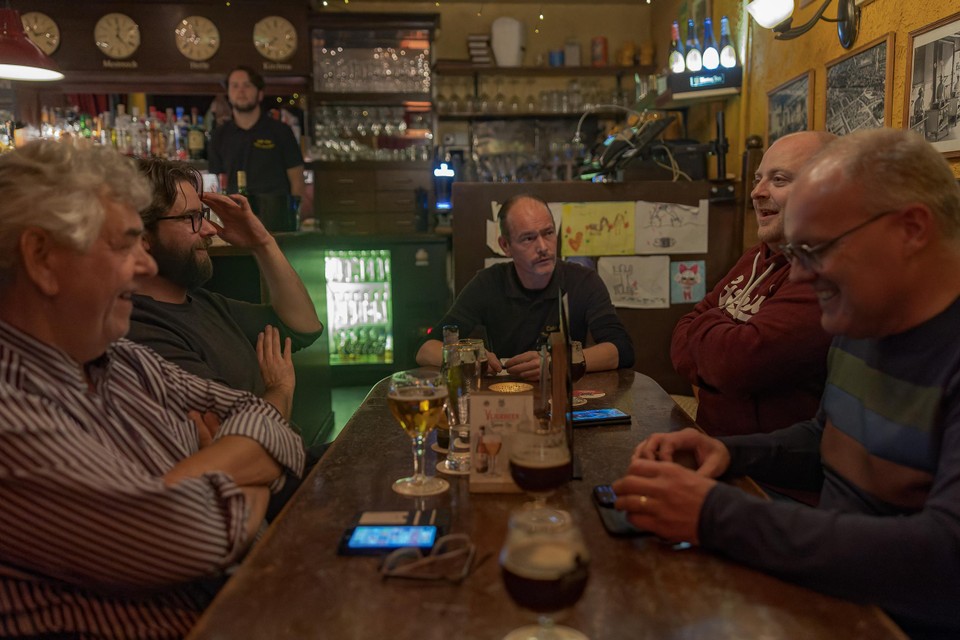 Voorbereidingen voor de 250ste editie van ‘Noa de Mes’. 