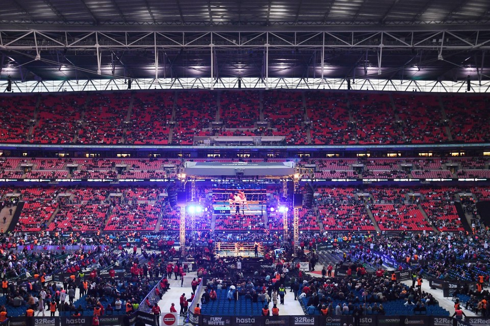 94.000 bezoekers bij een bokswedstrijd op Wembley. 