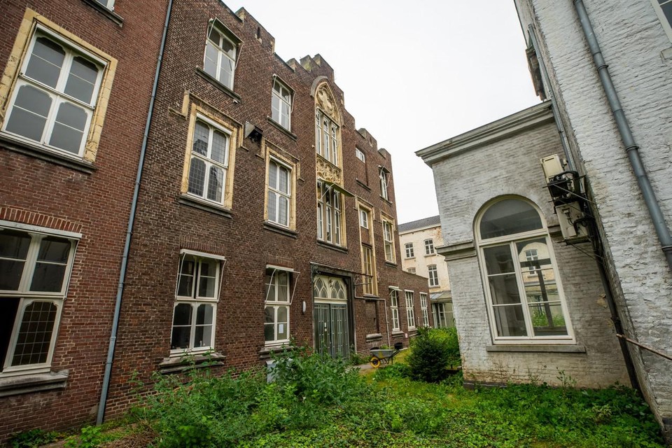 Klevarie in Maastricht, dat verbouwd moet worden tot 123 appartementen. 