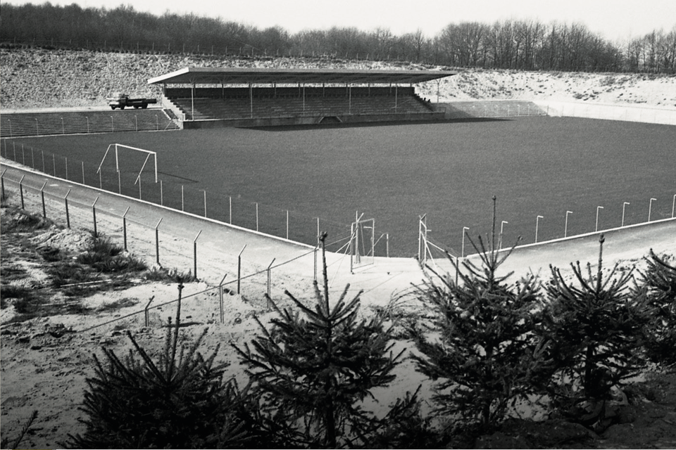 Vandaag op de kop af 50 jaar, leve stadion De Koel! 