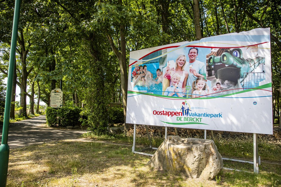 Het welkomstbord van vakantiepark De Berckt in Baarlo, eigendom van Peter Gillis van Oostappen Groep. 