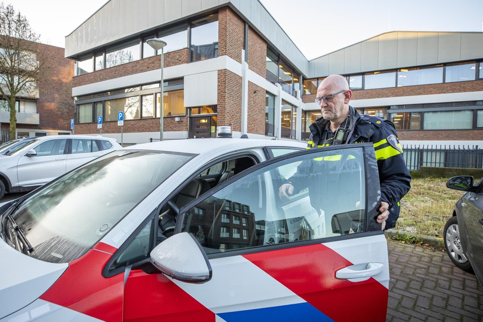 Hans van Vulpen neemt afscheid als politieagent in Horst.
