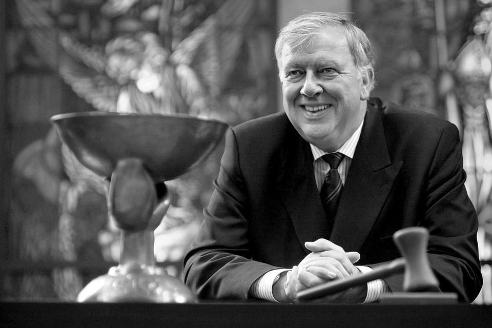 Jos Waals was van 1991 tot aan zijn pensioen in 2009 burgemeester van Venray. 