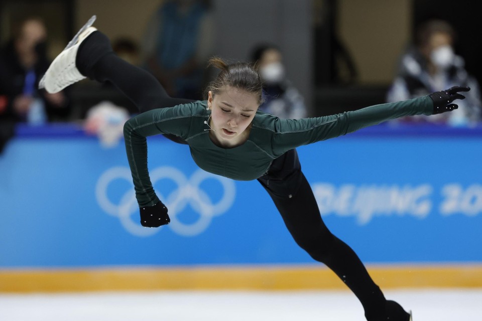 Kamila Valieva tijdens een training in Peking. 