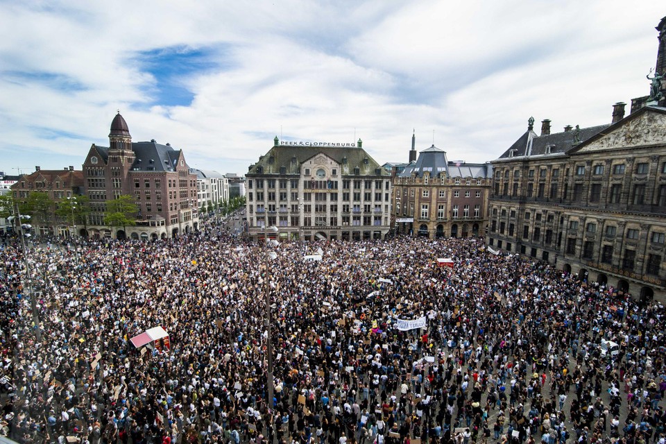 Betoging op de Dam in Amsterdam tegen discriminatie. 