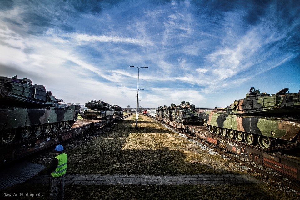 Inmiddels staan er circa 900 voertuigen op het legerdepot in Eygelshoven. 