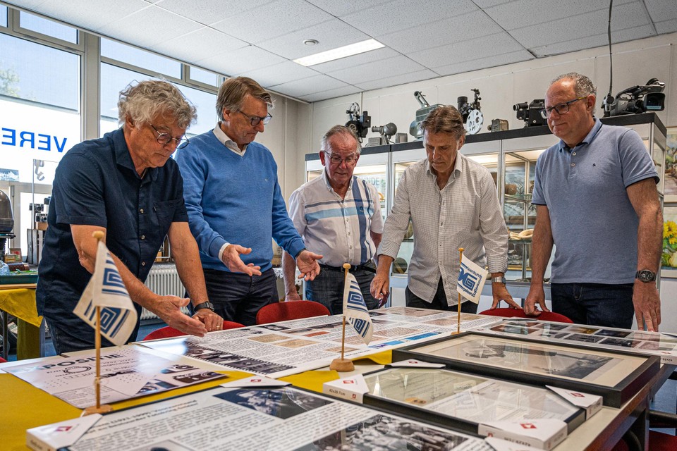 Van links naar rechts: Frans Schiffelers, Peter van der Ham, Rob Lormars, Jos Göritzer en Peter Willems. 