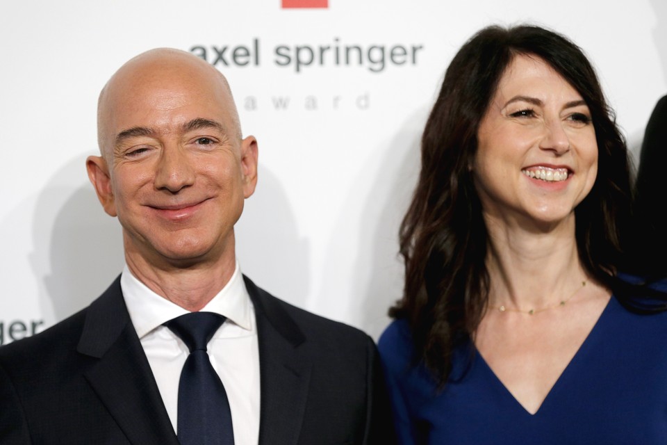 MacKenzie Scott en haar ex-man Jeff Bezos. 