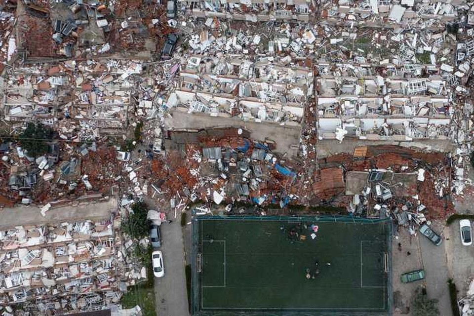 Een compleet verwoeste woonwijk in Antakya, een Turkse stad die al veel vaker is getroffen door zware aardbevingen.