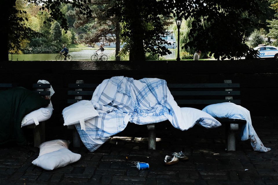 Spullen van een dakloze in Central Park, New York (archieffoto)