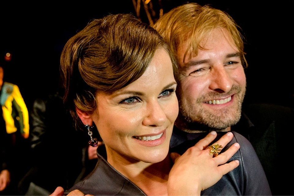 Angela Schijf en Victor Reinier in 2014 na het winnen van de Gouden Televizier-Ring. 