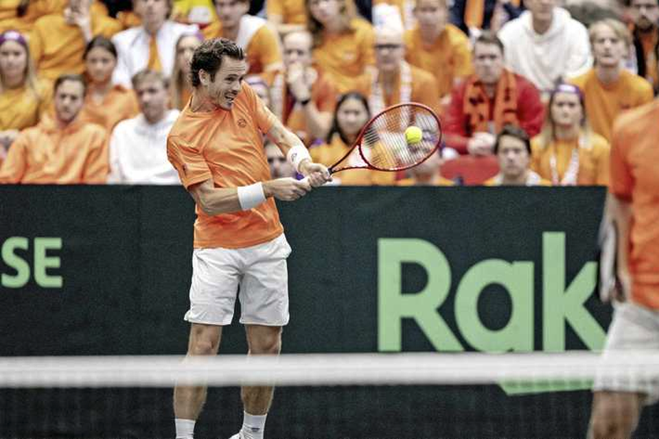 Wesley Koolhof haalt uit.