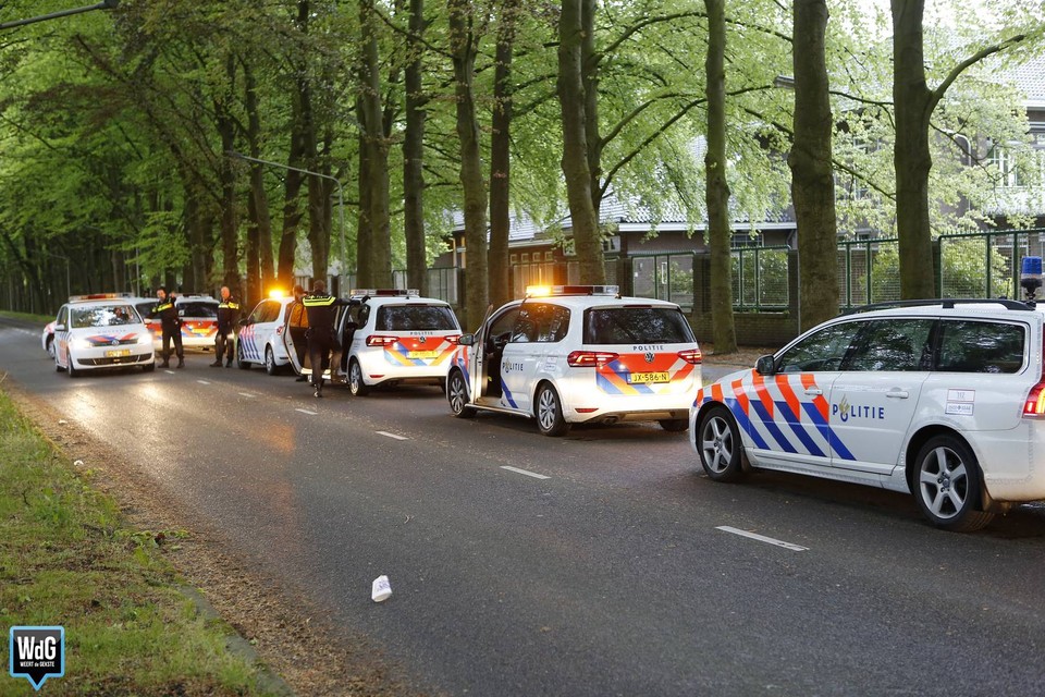Politie-inzet tijdens een eerder incident in het azc Weert.
