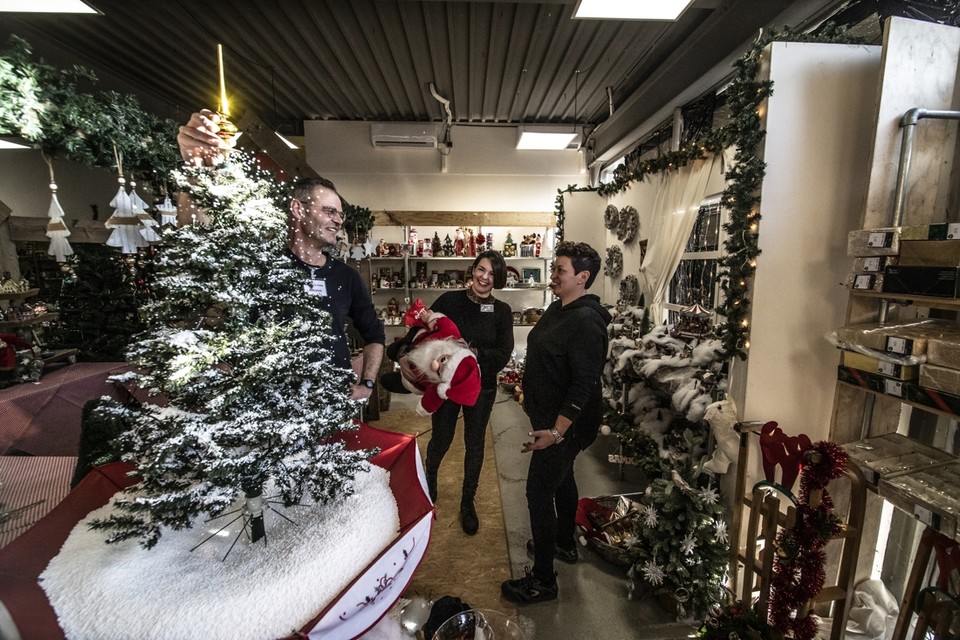 grens huiselijk schotel Grote kerstmarkt bij Het Goed in Sittard: tweedehands kerst ... - De  Limburger Mobile