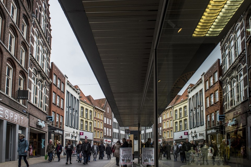 In 2009 en 2010 mislukten pogingen om een Bedrijven Investerings Zone in te voeren in de Venlose binnenstad. 